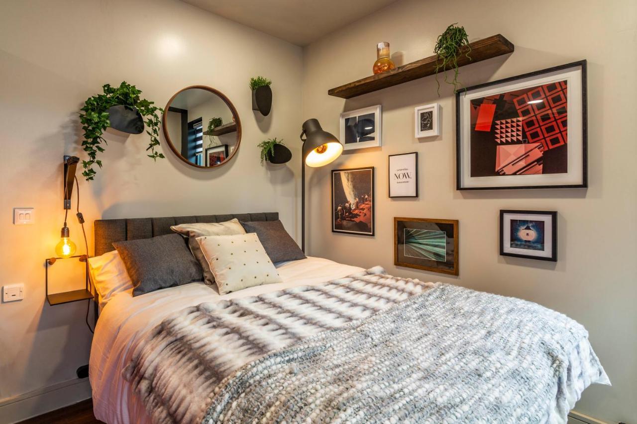 דרבי Romantic Getaway Studio Pods Close To City Centre With Free Wifi מראה חיצוני תמונה