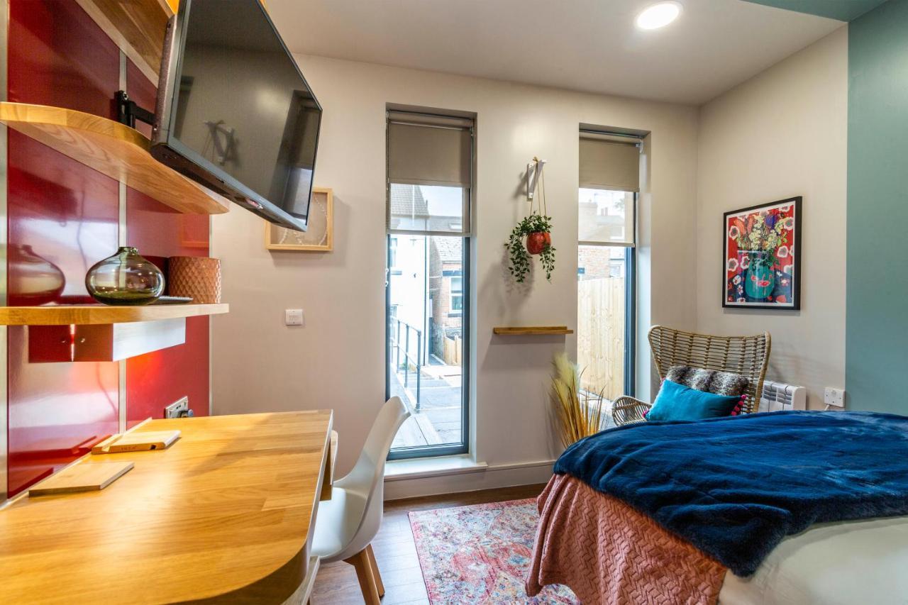 דרבי Romantic Getaway Studio Pods Close To City Centre With Free Wifi מראה חיצוני תמונה