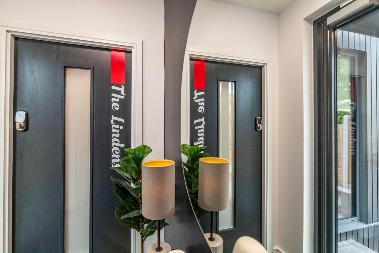 דרבי Romantic Getaway Studio Pods Close To City Centre With Free Wifi מראה חיצוני תמונה